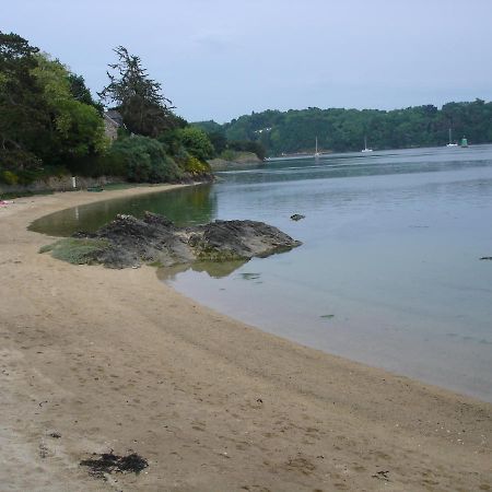 Le Gite De La Plage Lezardrieux Екстер'єр фото